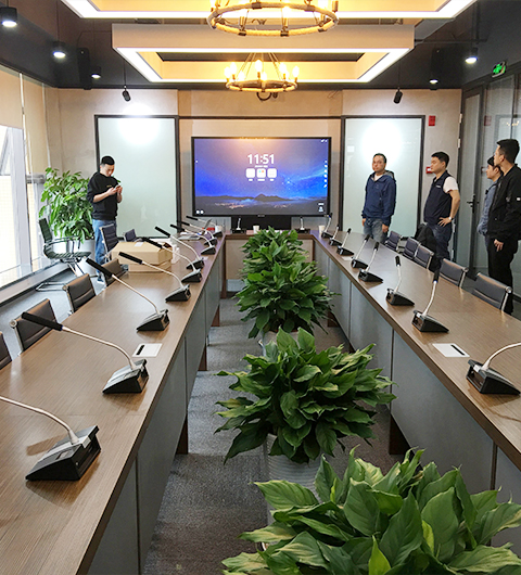 蔚藍世界使用MAXHUB黄色宅男视频